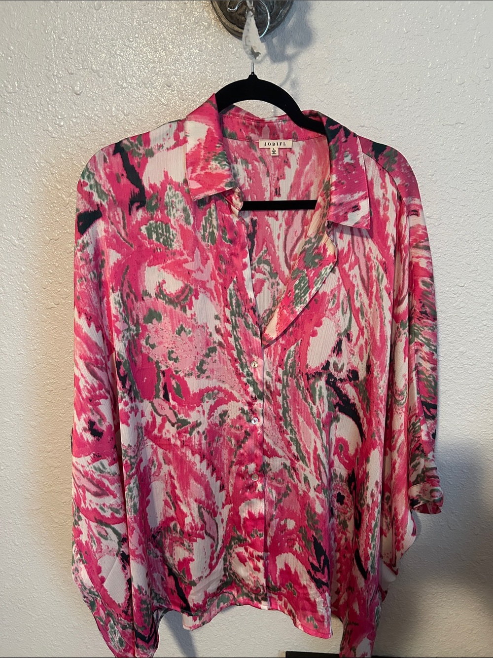 JODIFL Pink Floral-Print Button Down Shirt